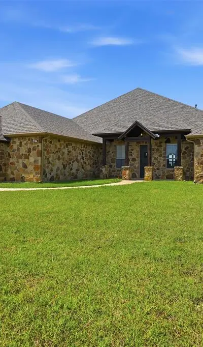 5225 County Road 304 Road, Grandview TX 76050