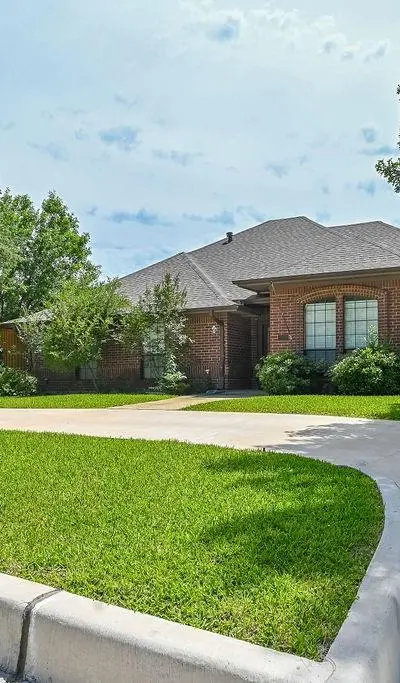 209 Plantation Drive, Coppell TX 75019 - Photo 2