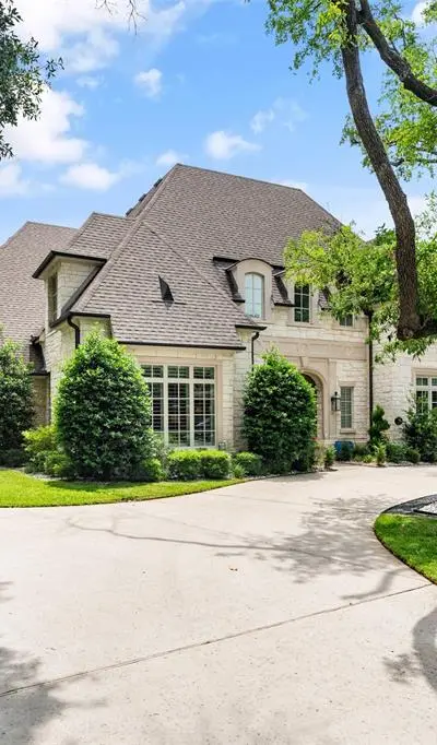 4674 College Park Drive, Dallas TX 75229