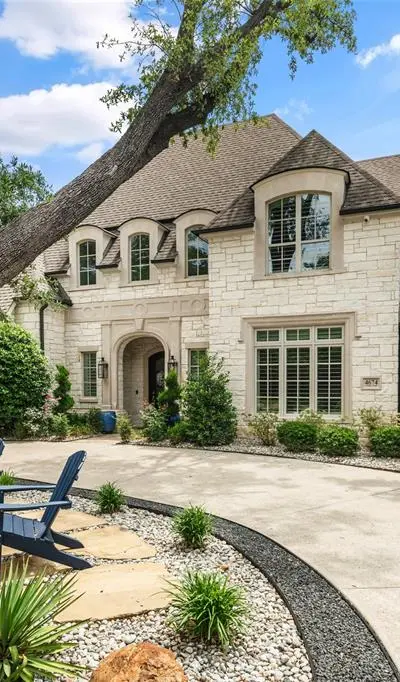 4674 College Park Drive, Dallas TX 75229 - Photo 3