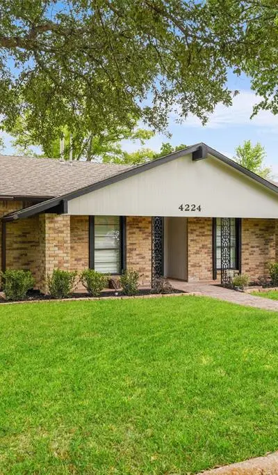 4224 Crestover Drive, Mesquite TX 75150 - Photo 2