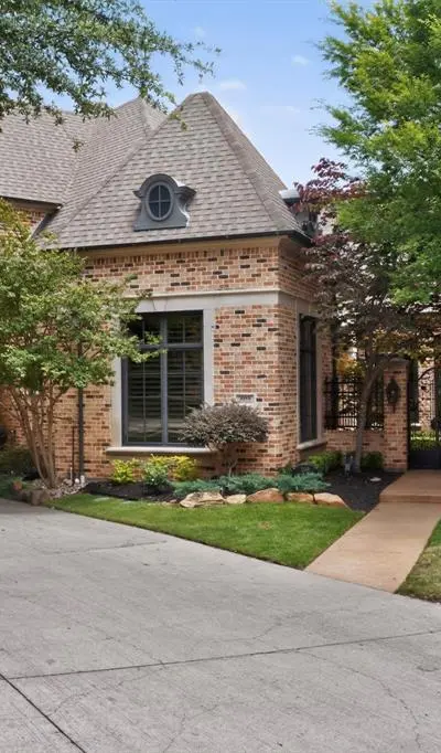 2148 Fawnwood Drive, Plano TX 75093 - Photo 2