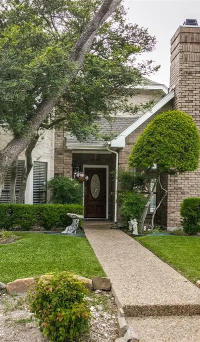 18653 Vista Del Sol, Dallas TX 75287 - Photo 2