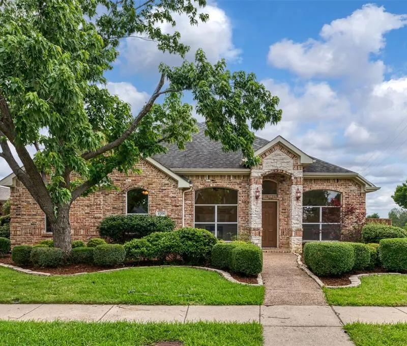 4200 Mesa Drive, Carrollton TX 75010