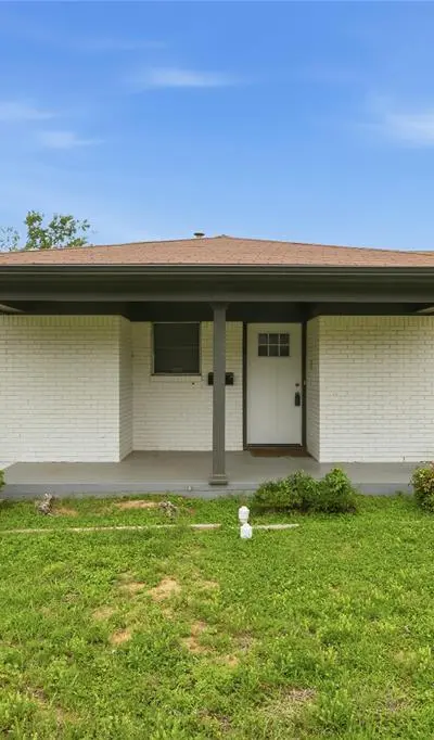 1732 Sheffield Place, Fort Worth TX 76112 - Photo 3