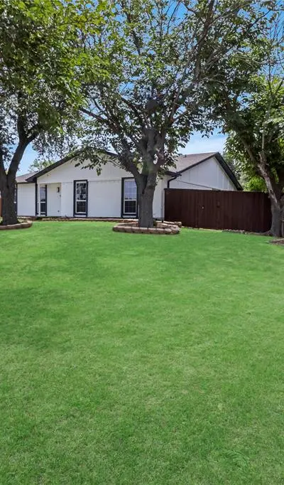 2006 Southern Oaks, Carrollton TX 75007