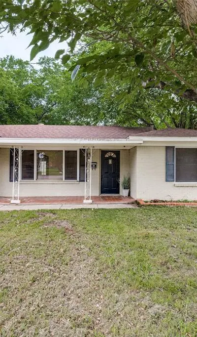 5901 Circular Drive, North Richland Hills TX 76117