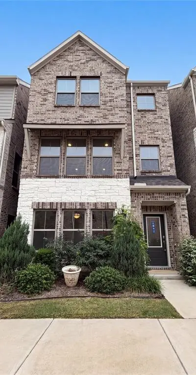217 Cassandra Court, Euless TX 76040