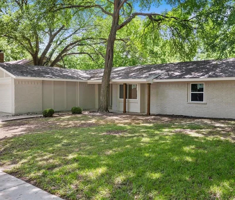 13 Eastlane Place, Plano TX 75074