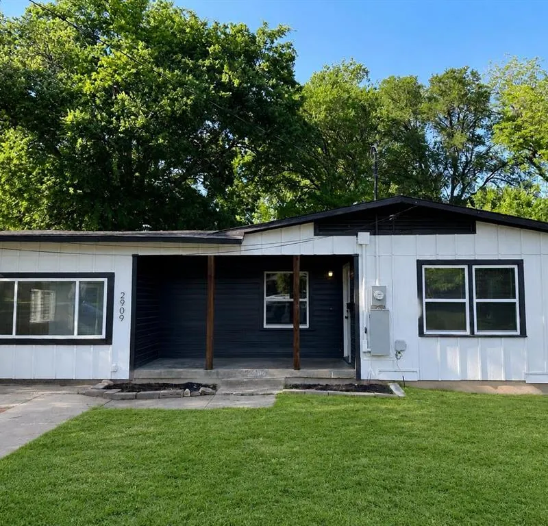 2909 56th Street, Dallas TX 75241