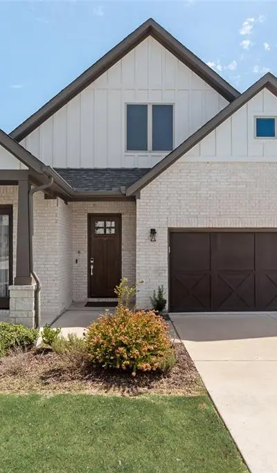 558 Torrey Pines Circle, Heath TX 75032