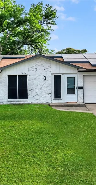 1804 Fernwood Circle, Carrollton TX 75006 - Photo 2