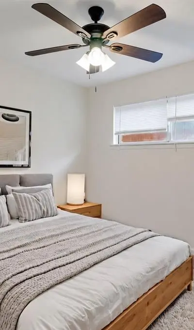 4609 Lois Street, Fort Worth TX 76119 - Photo 2