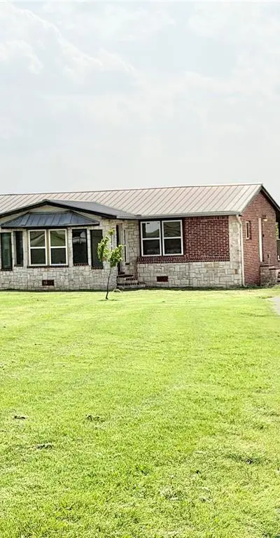 9717 Limestone Court, Joshua TX 76058 - Photo 3