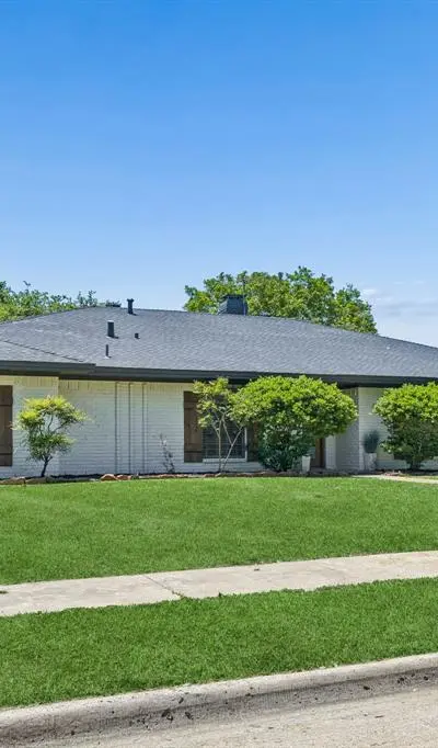 2516 Skiles Drive, Plano TX 75075 - Photo 2
