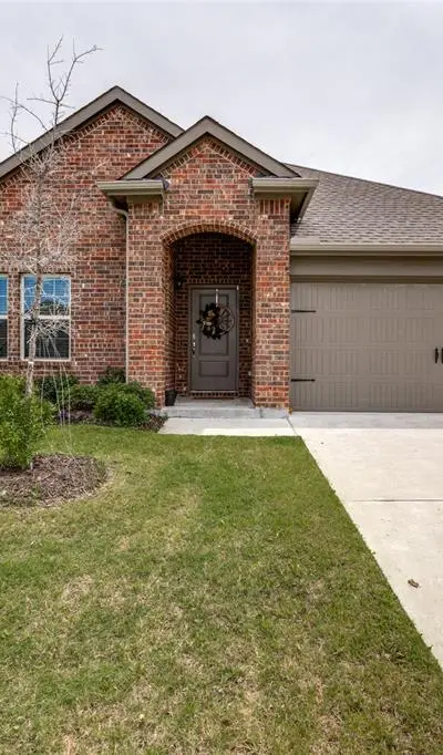 756 Daybreak Lane, Lavon TX 75166