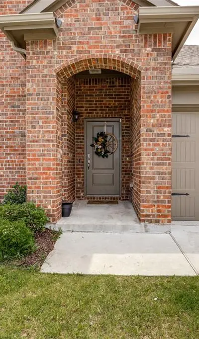756 Daybreak Lane, Lavon TX 75166 - Photo 2