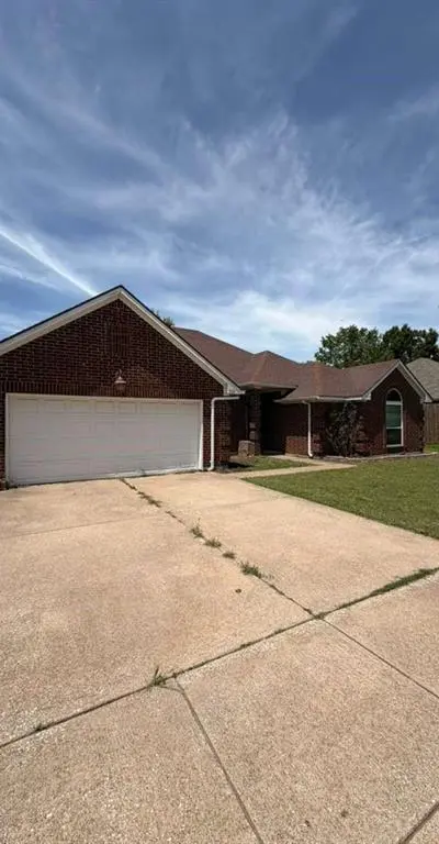 906 busby, Cedar Hill TX 75104 - Photo 2