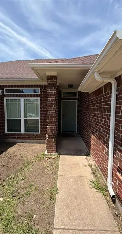 906 busby, Cedar Hill TX 75104 - Photo 3