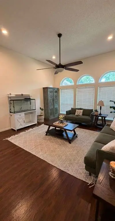906 busby, Cedar Hill TX 75104 - Photo 5