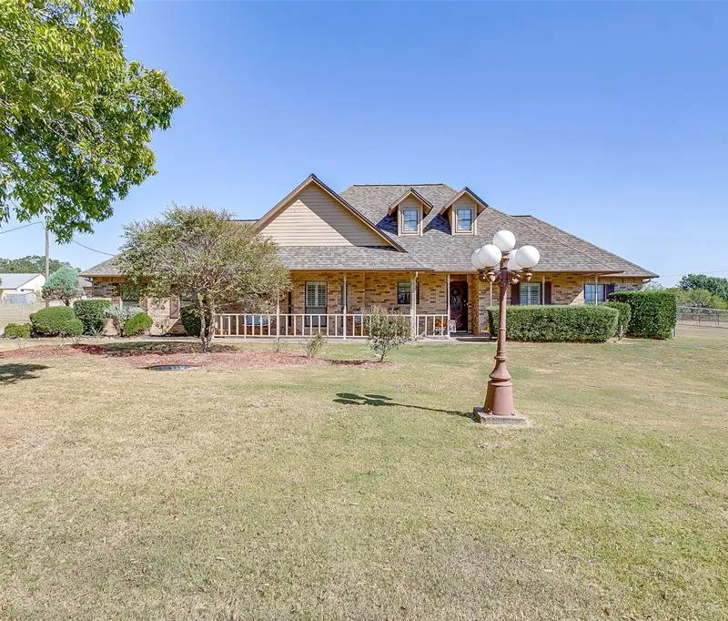 144 Trailwood Drive, Joshua TX 76058