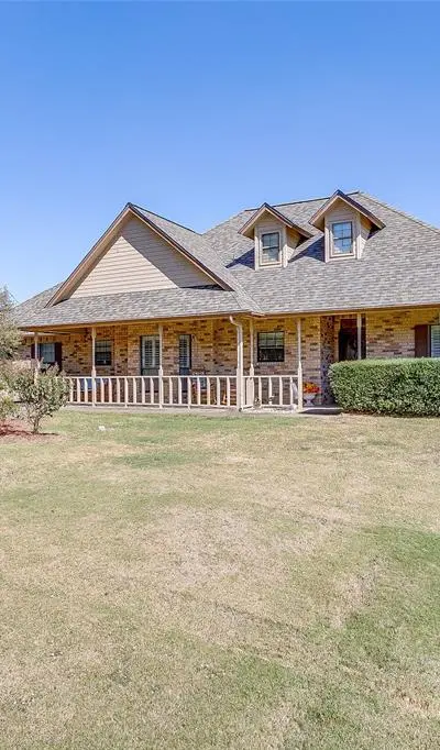 144 Trailwood Drive, Joshua TX 76058 - Photo 4