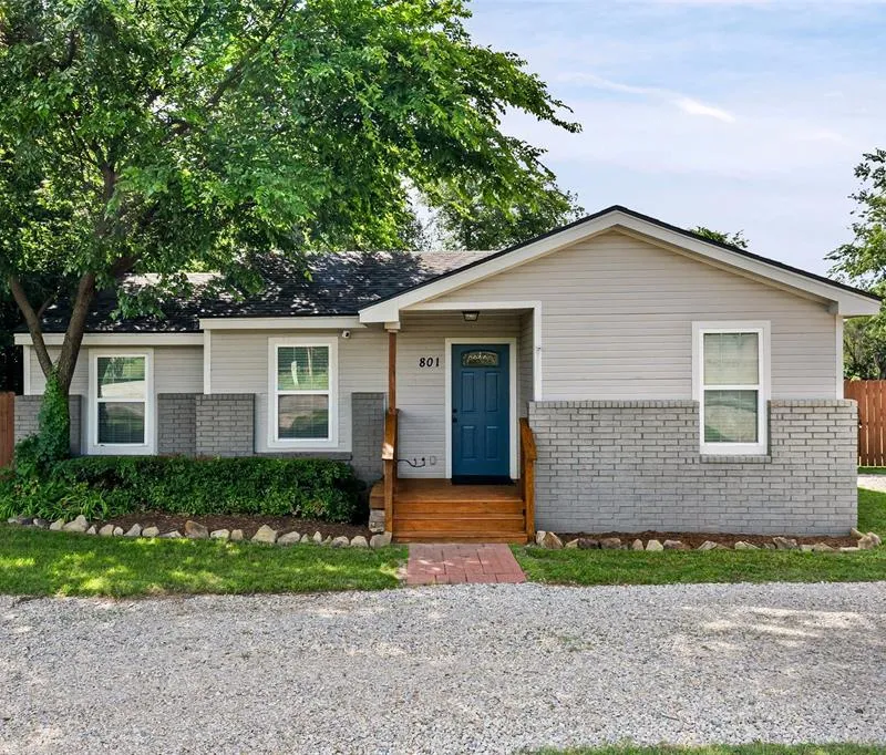 801 W Park Avenue, Weatherford TX 76086