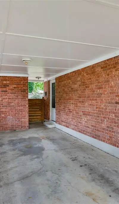 215 E Tennie Street, Gainesville TX 76240 - Photo 4