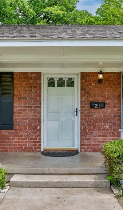 215 E Tennie Street, Gainesville TX 76240 - Photo 5