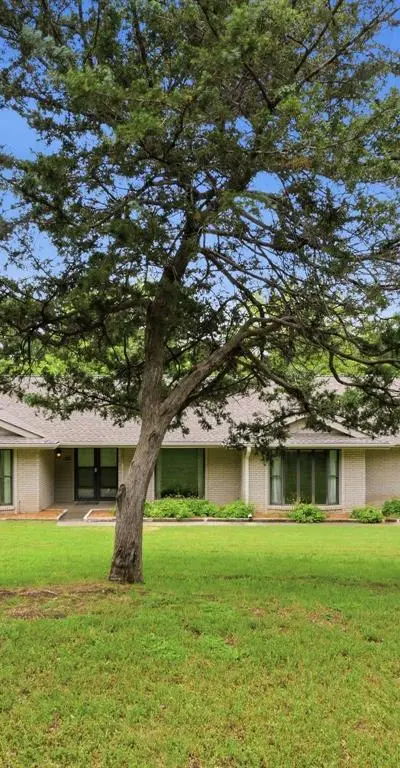1014 Green Valley Lane, Duncanville TX 75137