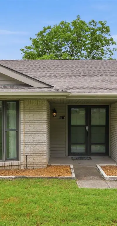 1014 Green Valley Lane, Duncanville TX 75137 - Photo 3