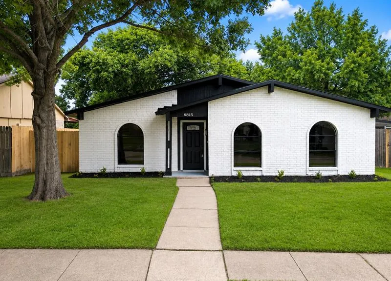 9815 Sophora Circle, Dallas TX 75249