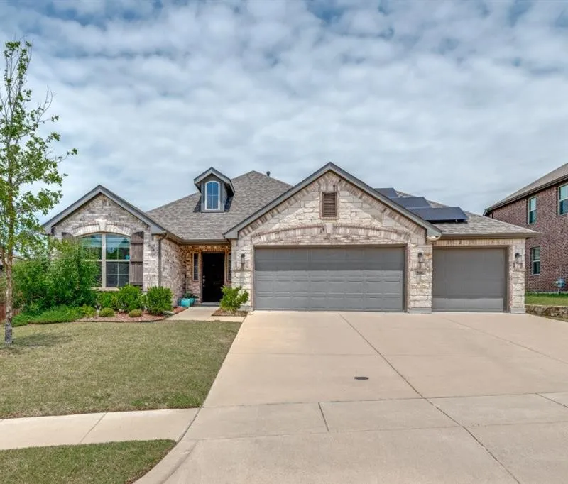206 Highedge Drive, Fate TX 75087