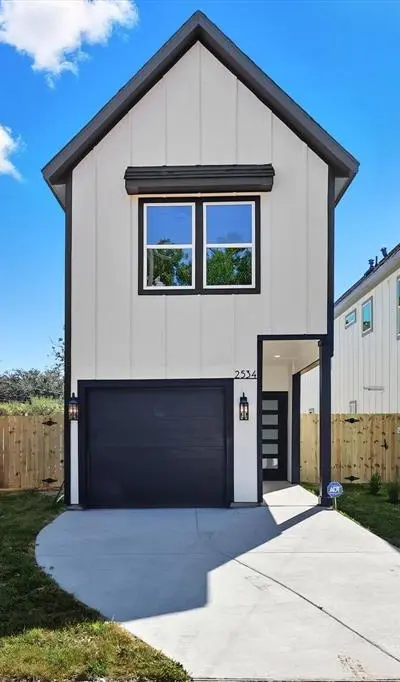2534 Lowery Street, Dallas TX 75215