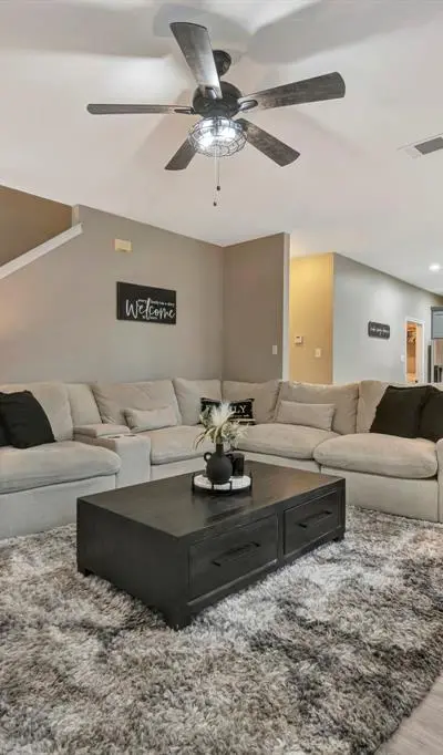 102 Lakeway Lane, Justin TX 76247 - Photo 4
