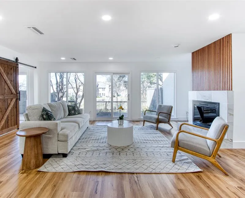 9606 Glenacre, Dallas TX 75243