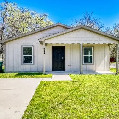 602 N Taylor Street, Gainesville TX 76240