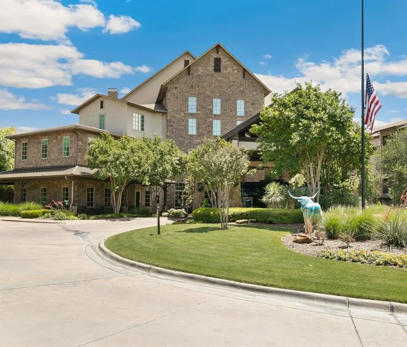 301 Watermere Drive # 212, Southlake TX 76092