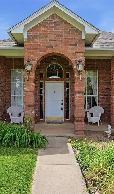 730 Kiowa Drive W, Lake Kiowa TX 76240 - Photo 3