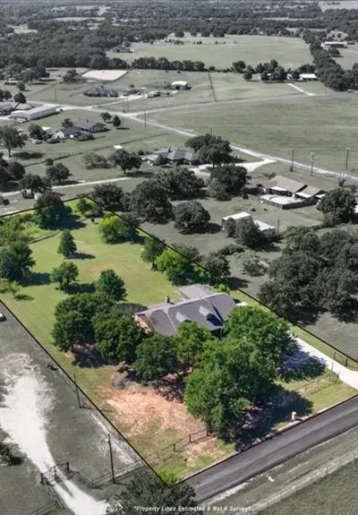 108 La Arroya Drive, Weatherford TX 76088 - Photo 2