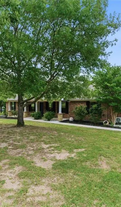 108 La Arroya Drive, Weatherford TX 76088 - Photo 3