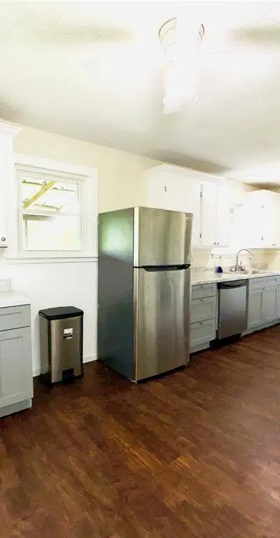 1941 Michael Court, Pelican Bay TX 76020 - Photo 3
