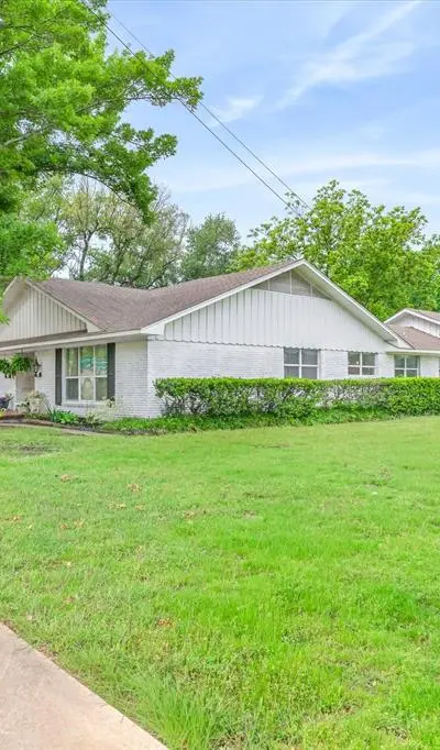 202 S Houston Street, Edgewood TX 75117 - Photo 4