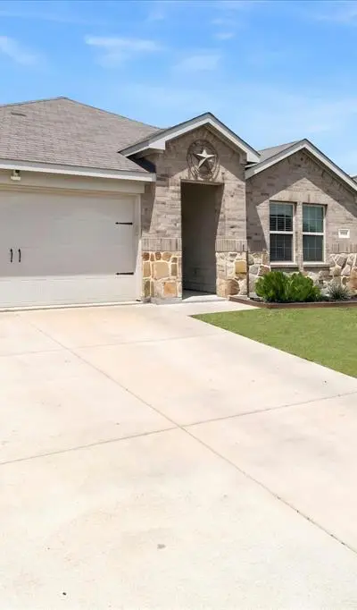 405 Rusted Rail Drive, Josephine TX 75189 - Photo 2