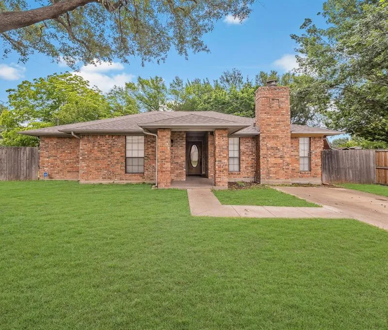 536 N Briery Road, Irving TX 75061