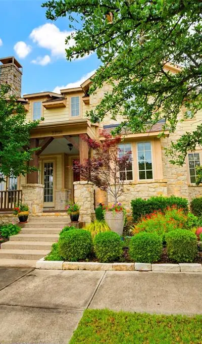 2201 Austin Waters, Carrollton TX 75010
