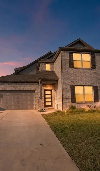 1345 Fox Glen Trail, Crowley TX 76036