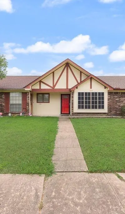 2312 Ember Lee Drive, Garland TX 75040