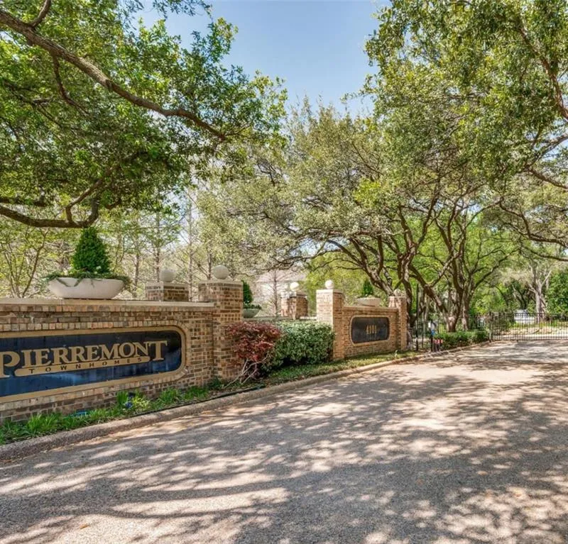 4313 Tomberra Way, Dallas TX 75220