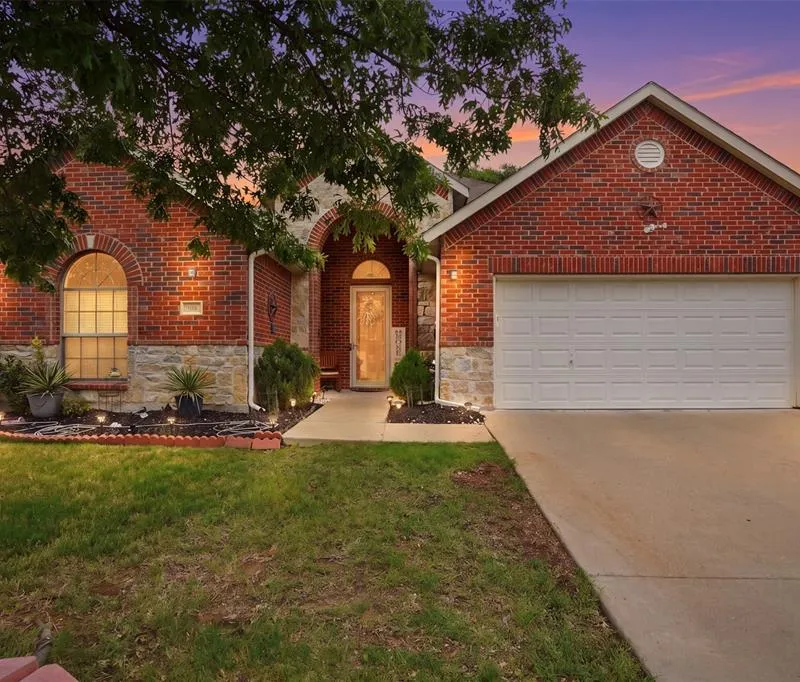 614 Catherine Lane, Seagoville TX 75159